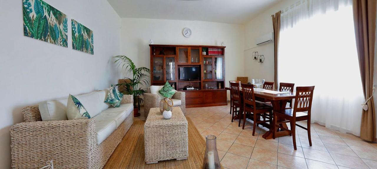 Villa Araucaria Партинико Экстерьер фото